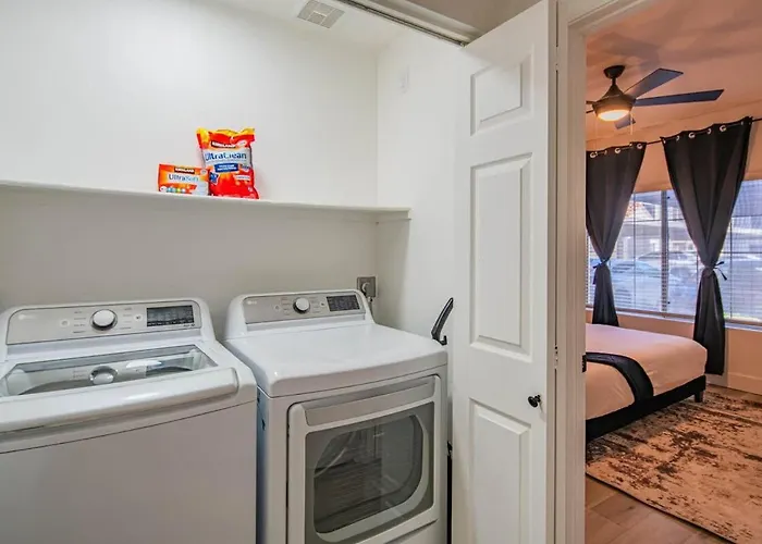 Cozy King Bed Golf Pickleball Pool Hot Tub Parking Scottsdale