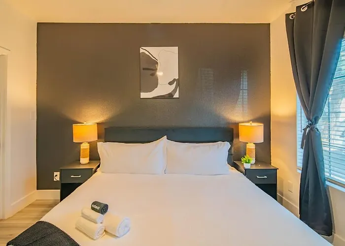 Apartament Cozy King Bed Golf Pickleball Pool Hot Tub Parking *